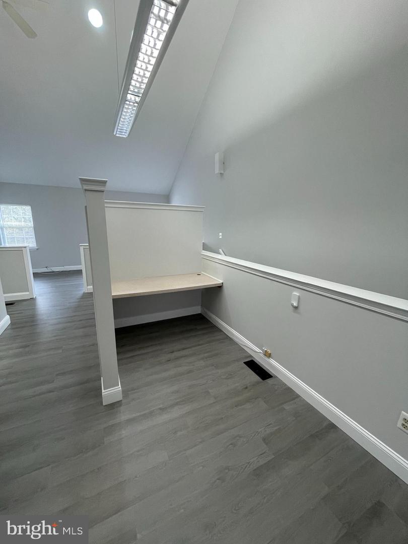 16 Regency Plz #3 Property Photo 9