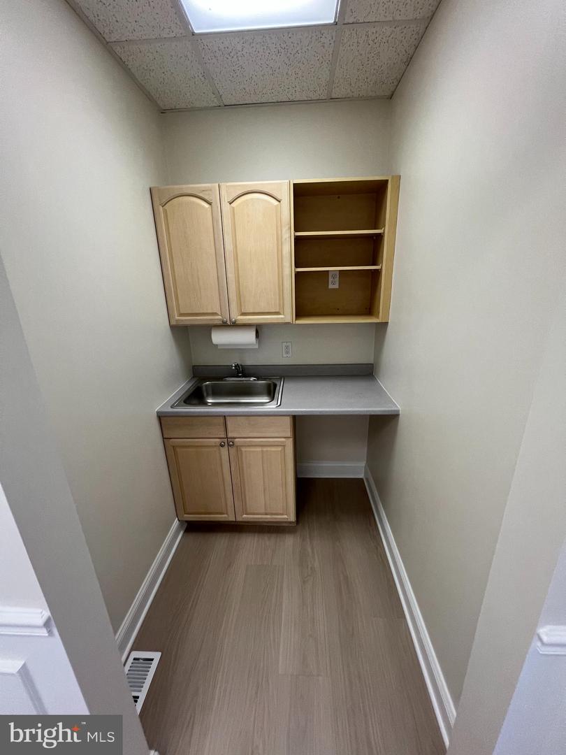 871 Baltimore Pike Condo #41 Property Photo 5