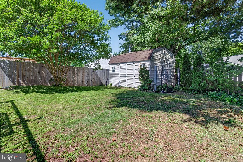 330 Ruth Ave Property Photo 15