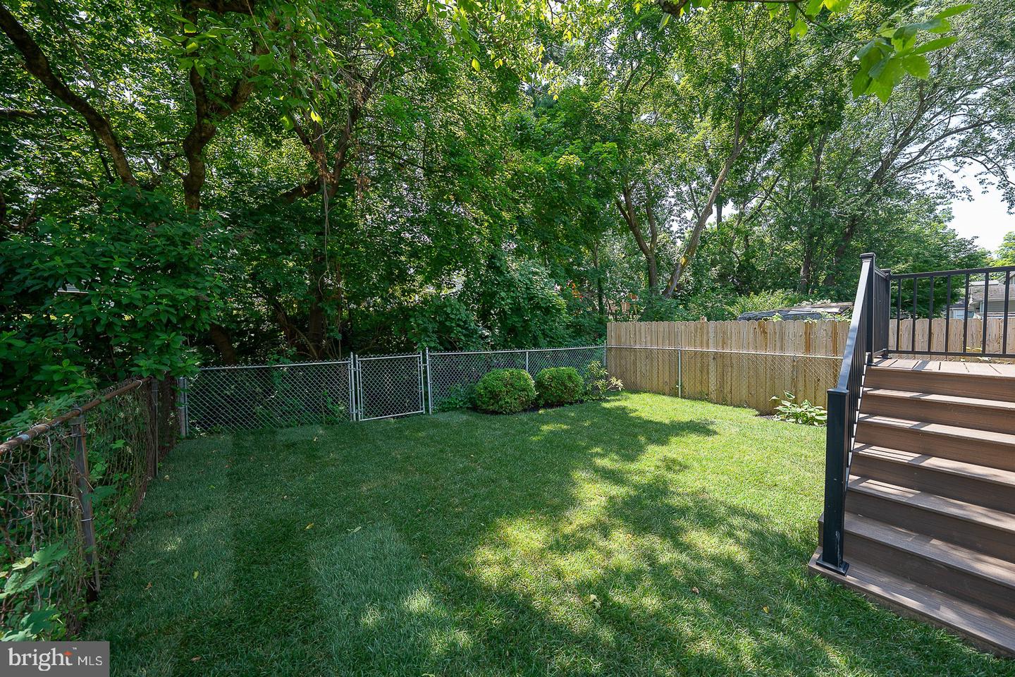 256 Willow Ave Property Photo 27