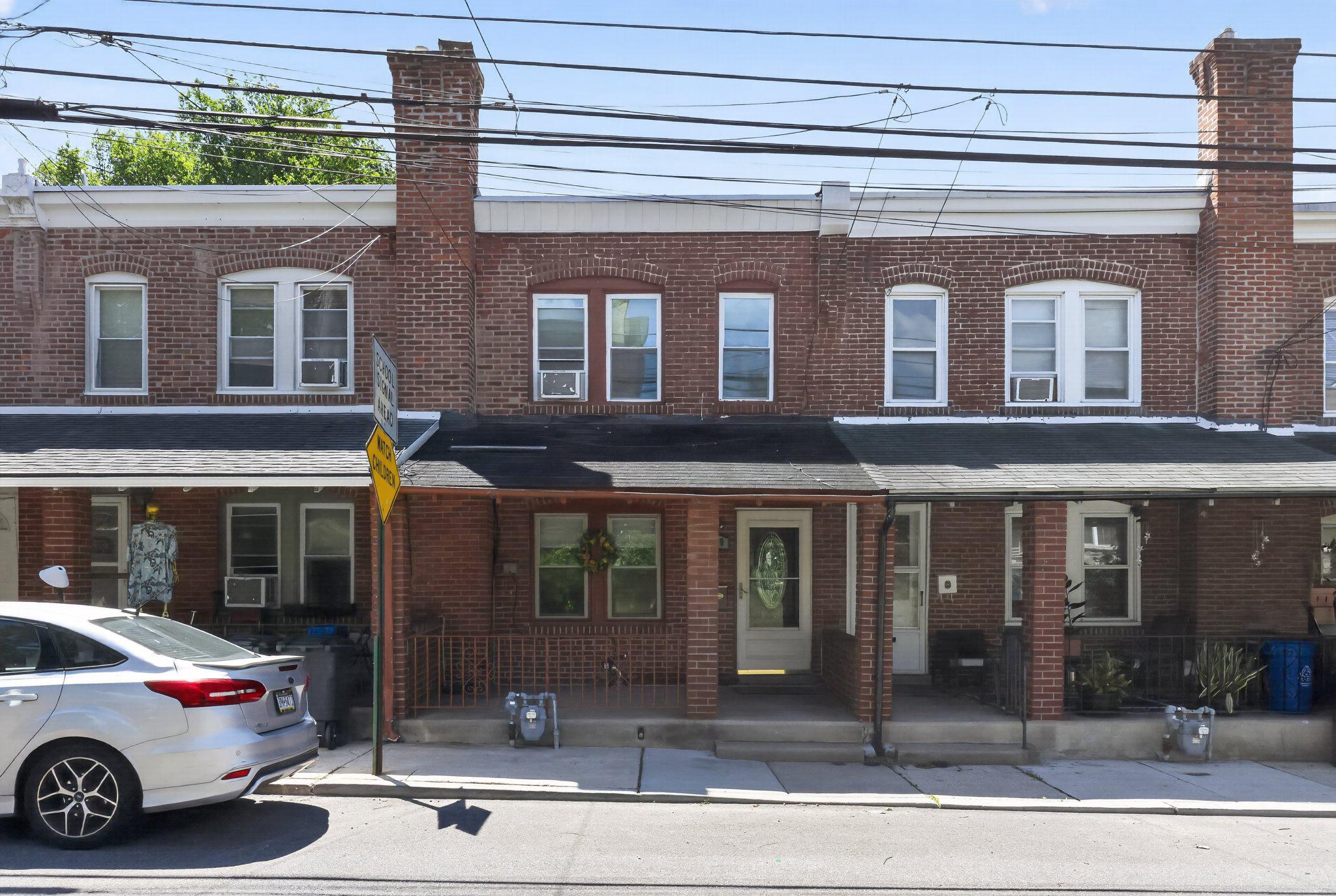 3840 Dennison Ave Property Photo 1