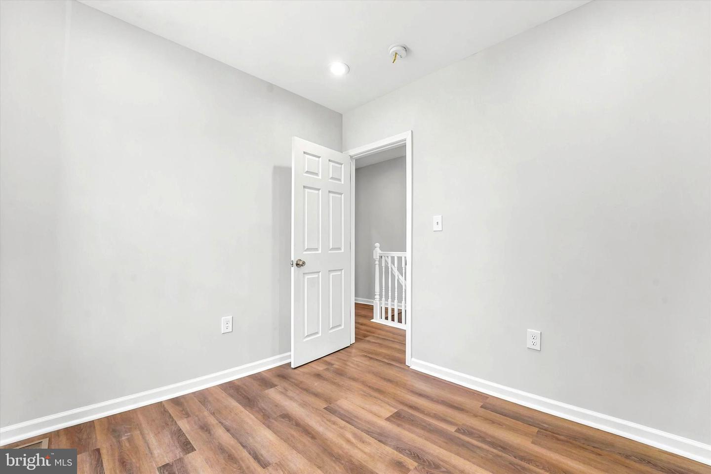 1131 Parker St Property Photo 26