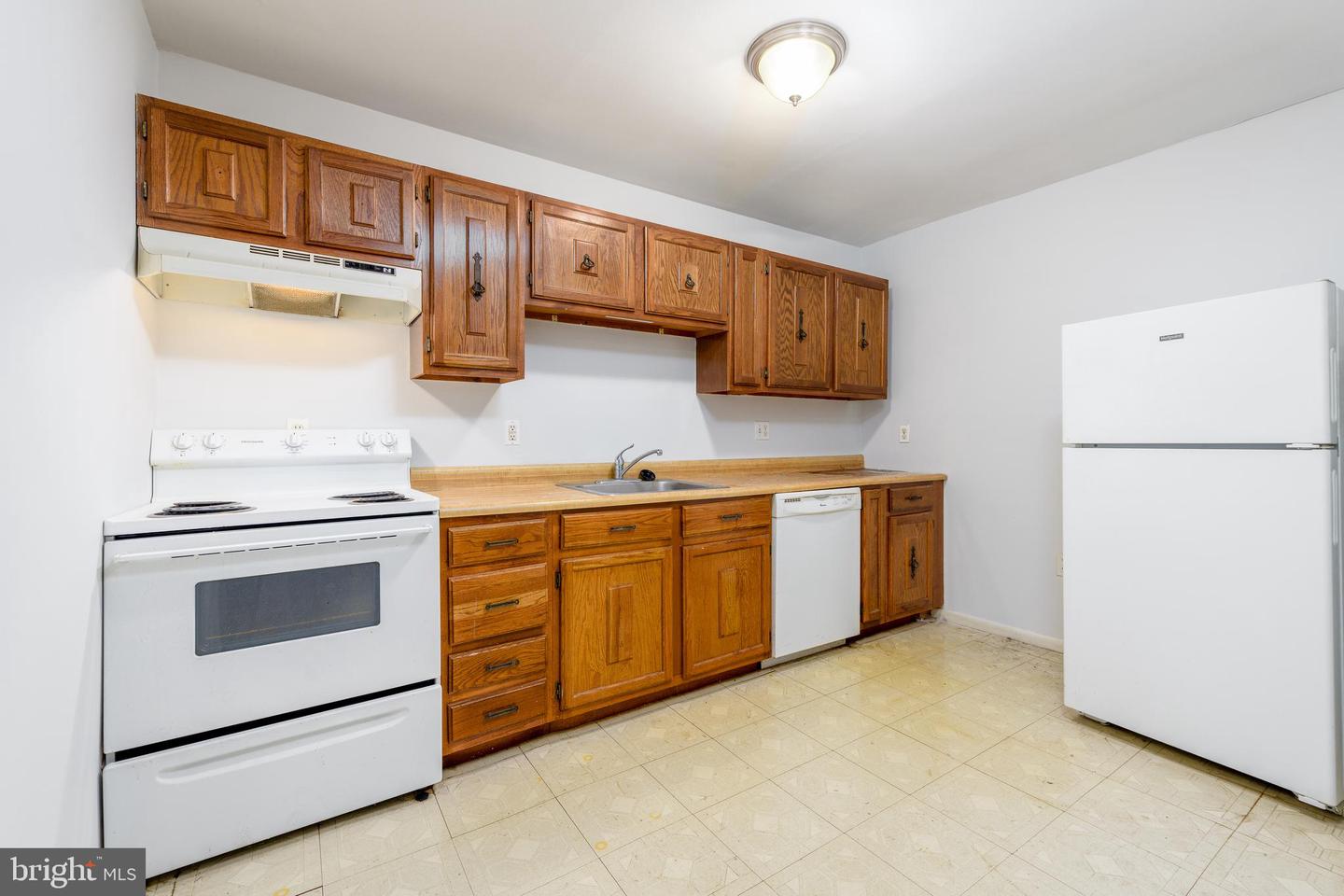 2120 Bellemead Ave Property Photo 3