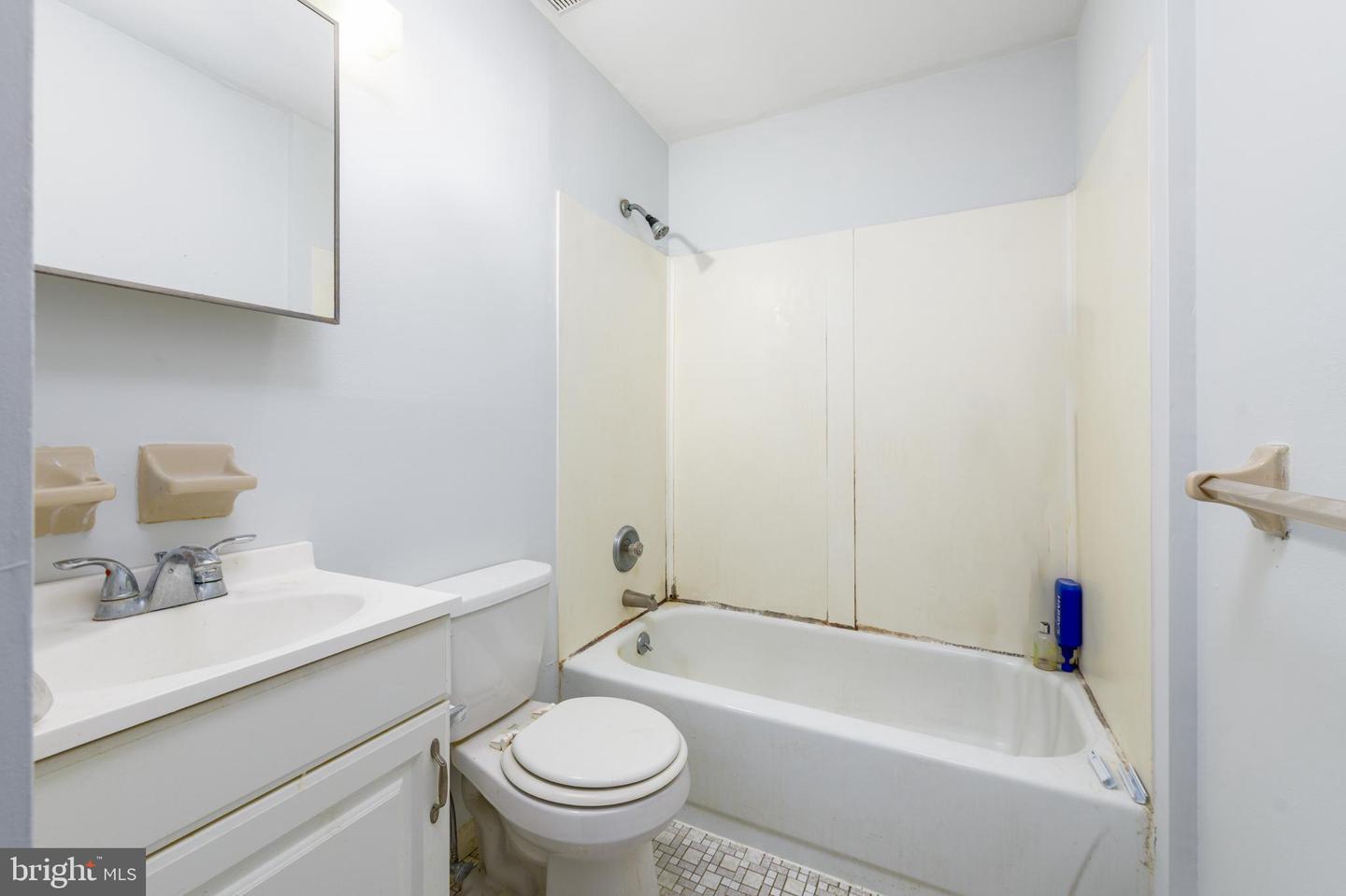 2120 Bellemead Ave Property Photo 8