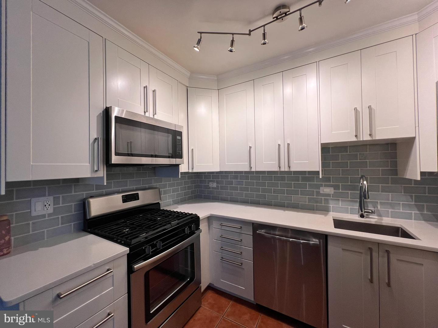 80 W Baltimore Ave #c604 Property Photo 5