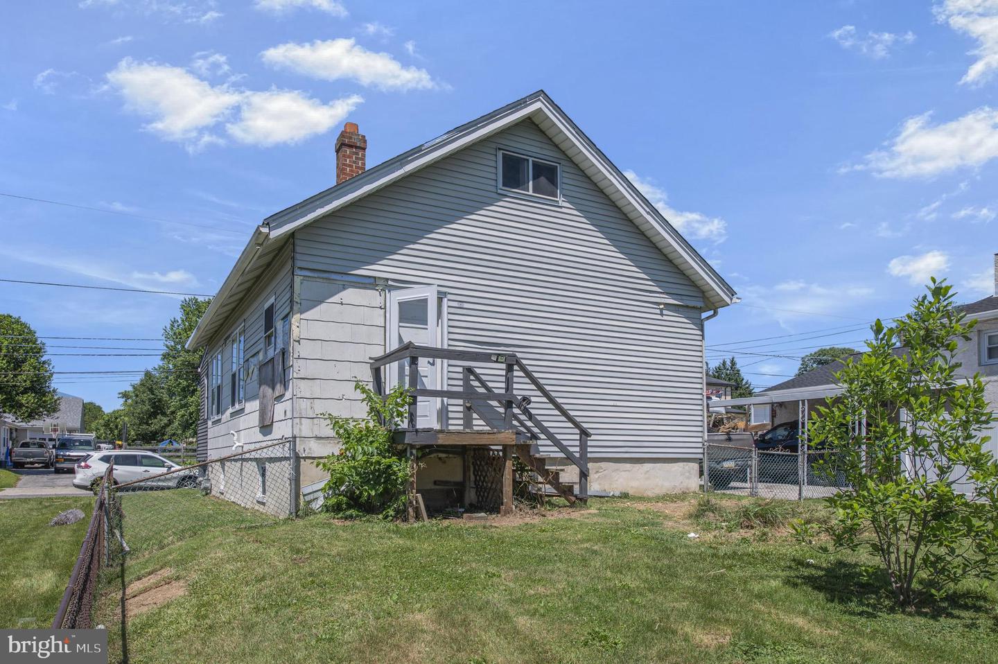 163 Garfield Ave Property Photo 34
