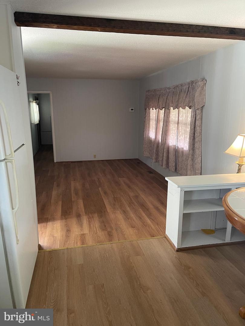 84 Second Ave Property Photo 3