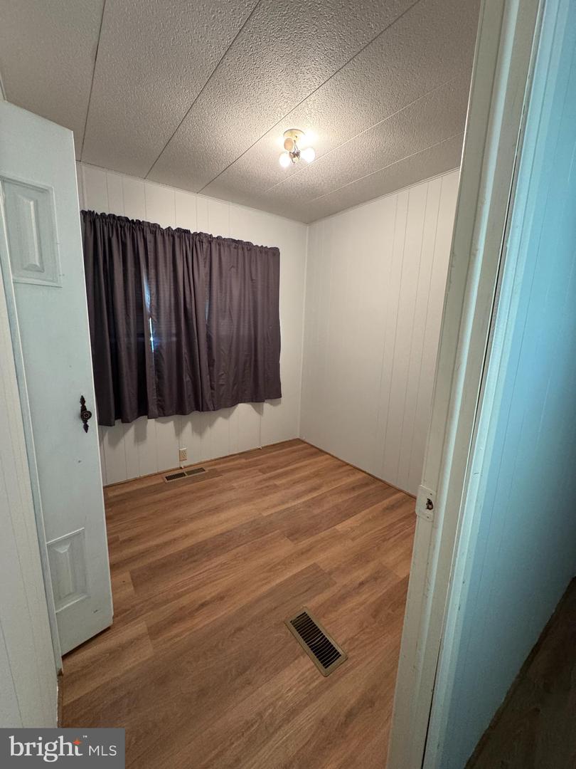 84 Second Ave Property Photo 10