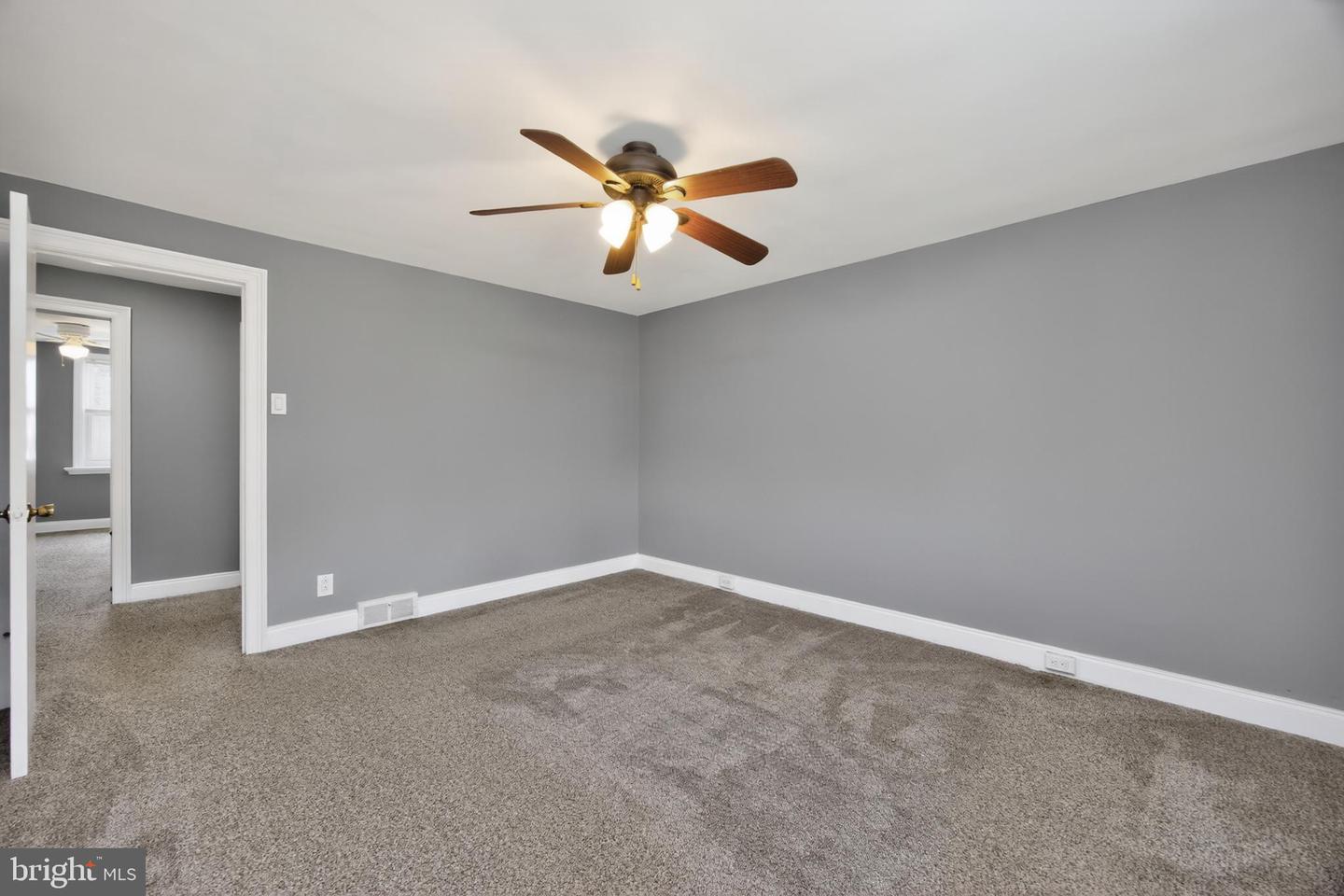 317 Westbrook Dr Property Photo 11