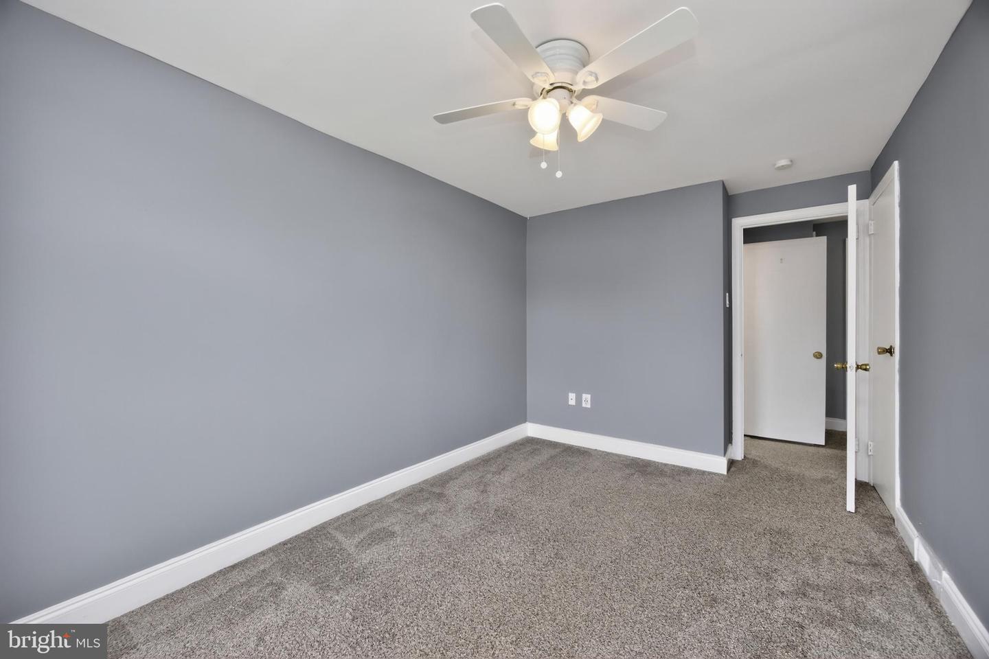 317 Westbrook Dr Property Photo 17