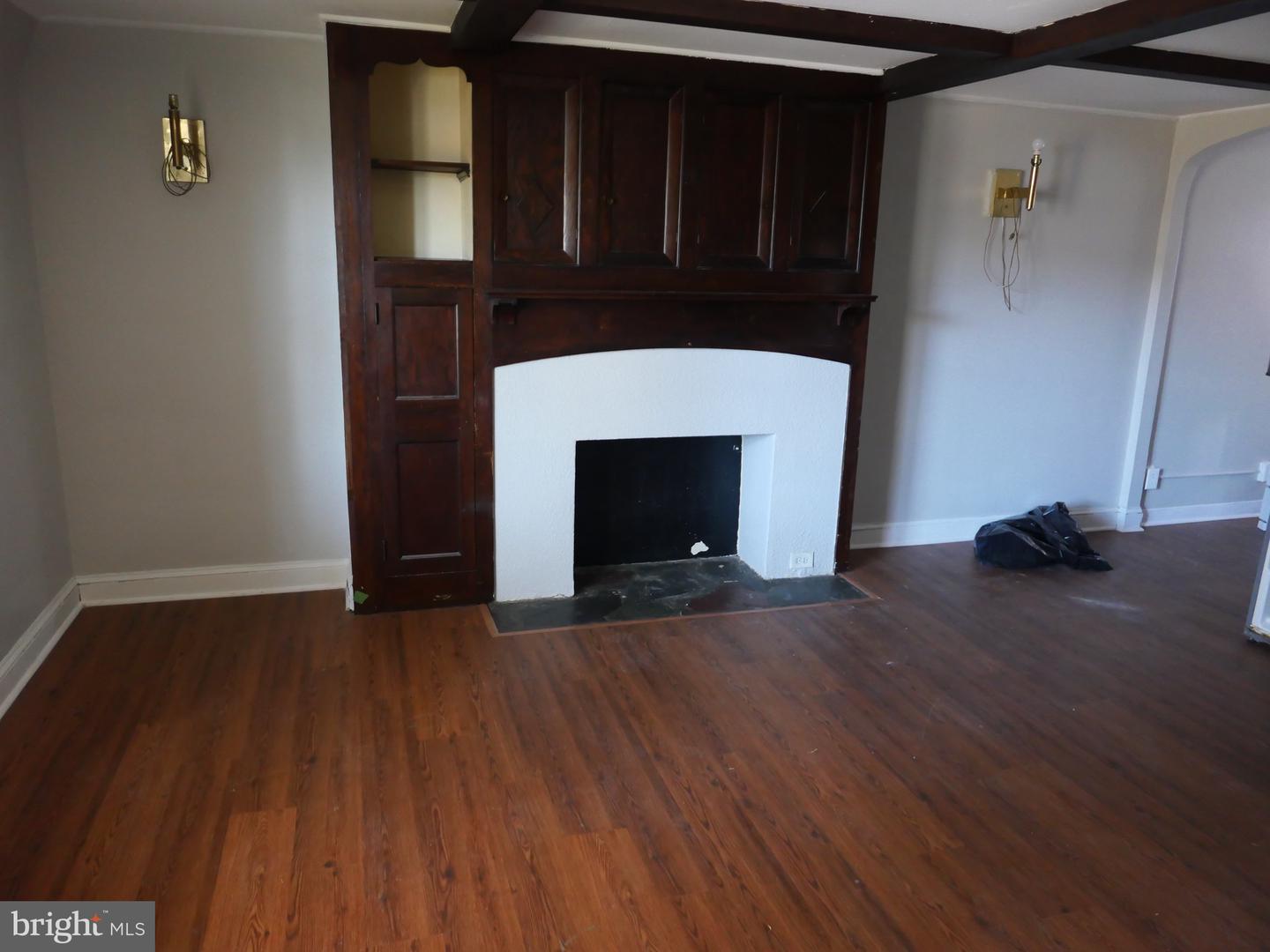 313 Hampden Rd Property Photo 2