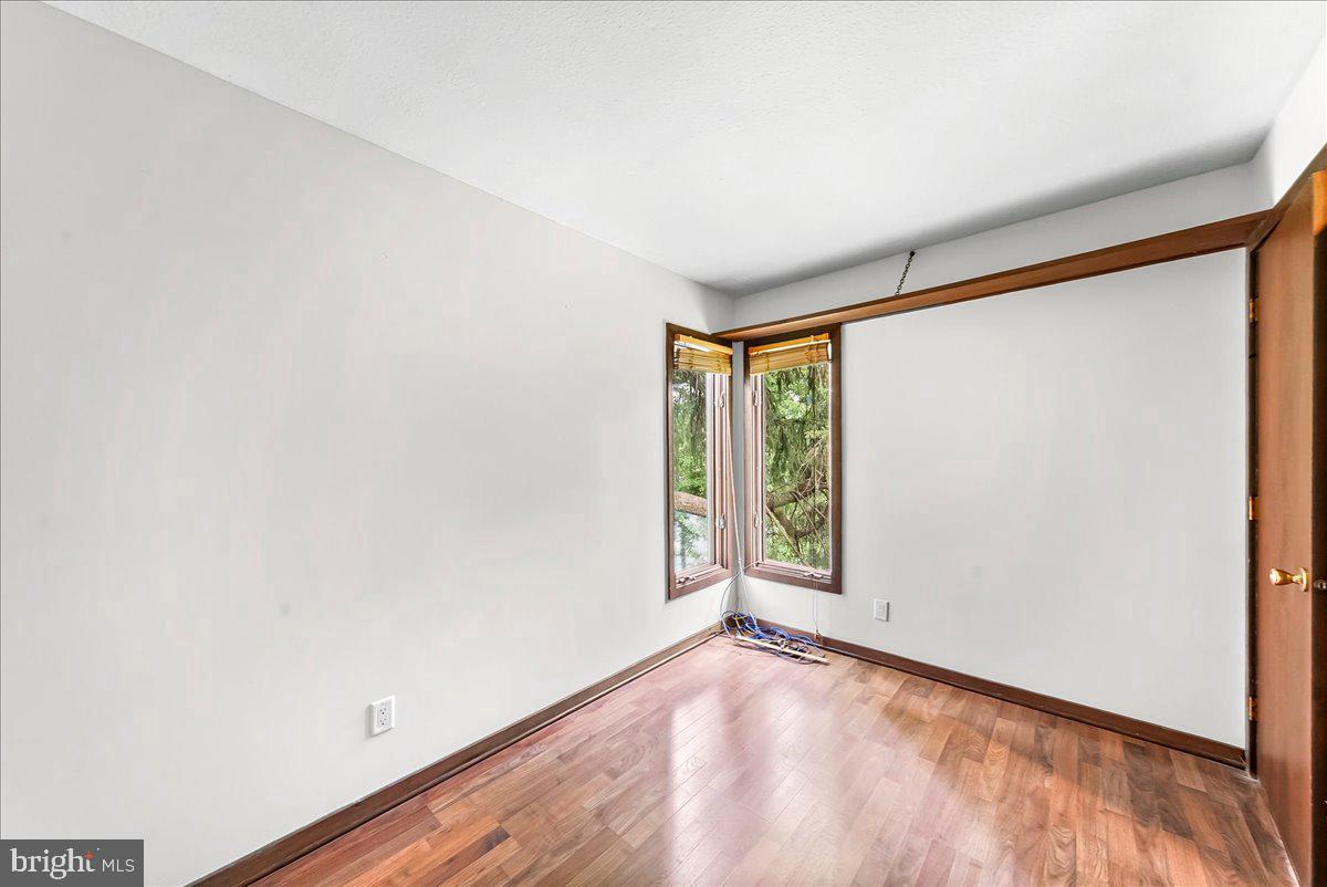70 Heyburn Rd Property Photo 30