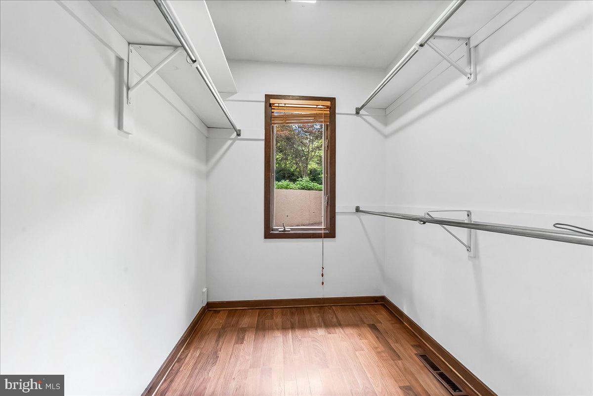 70 Heyburn Rd Property Photo 31