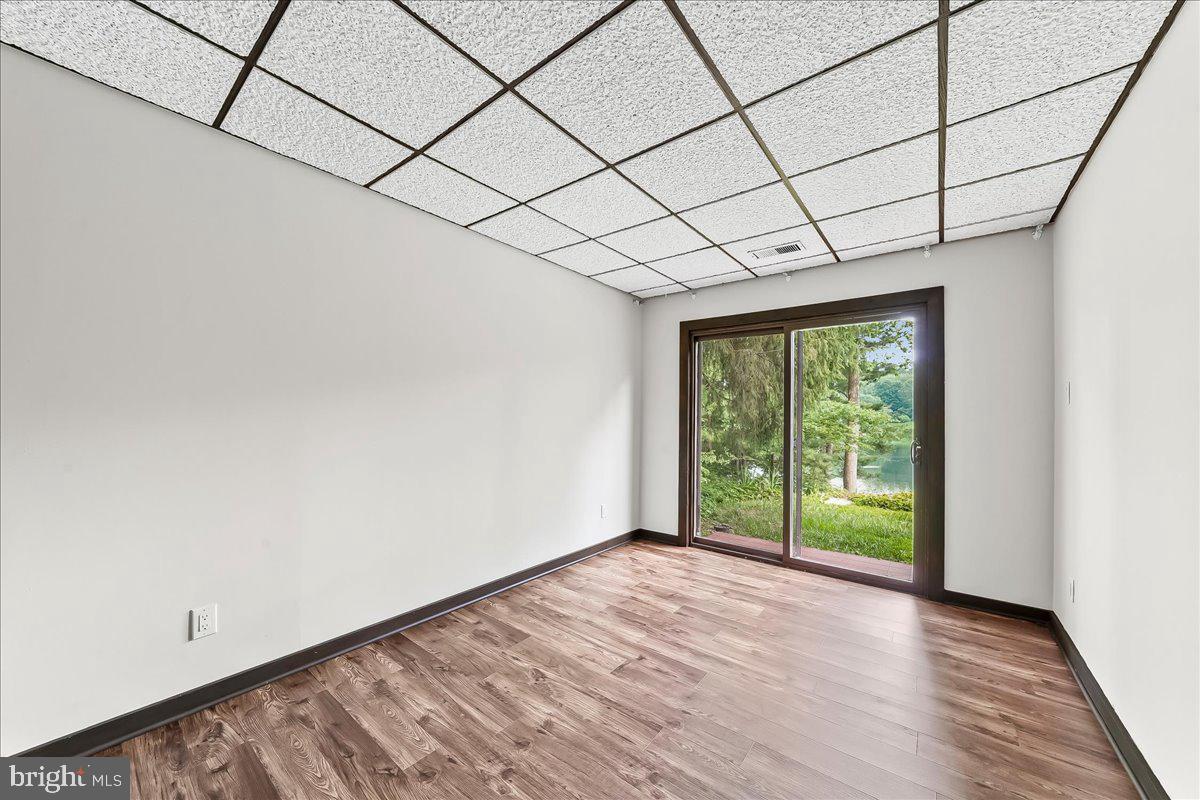 70 Heyburn Rd Property Photo 43