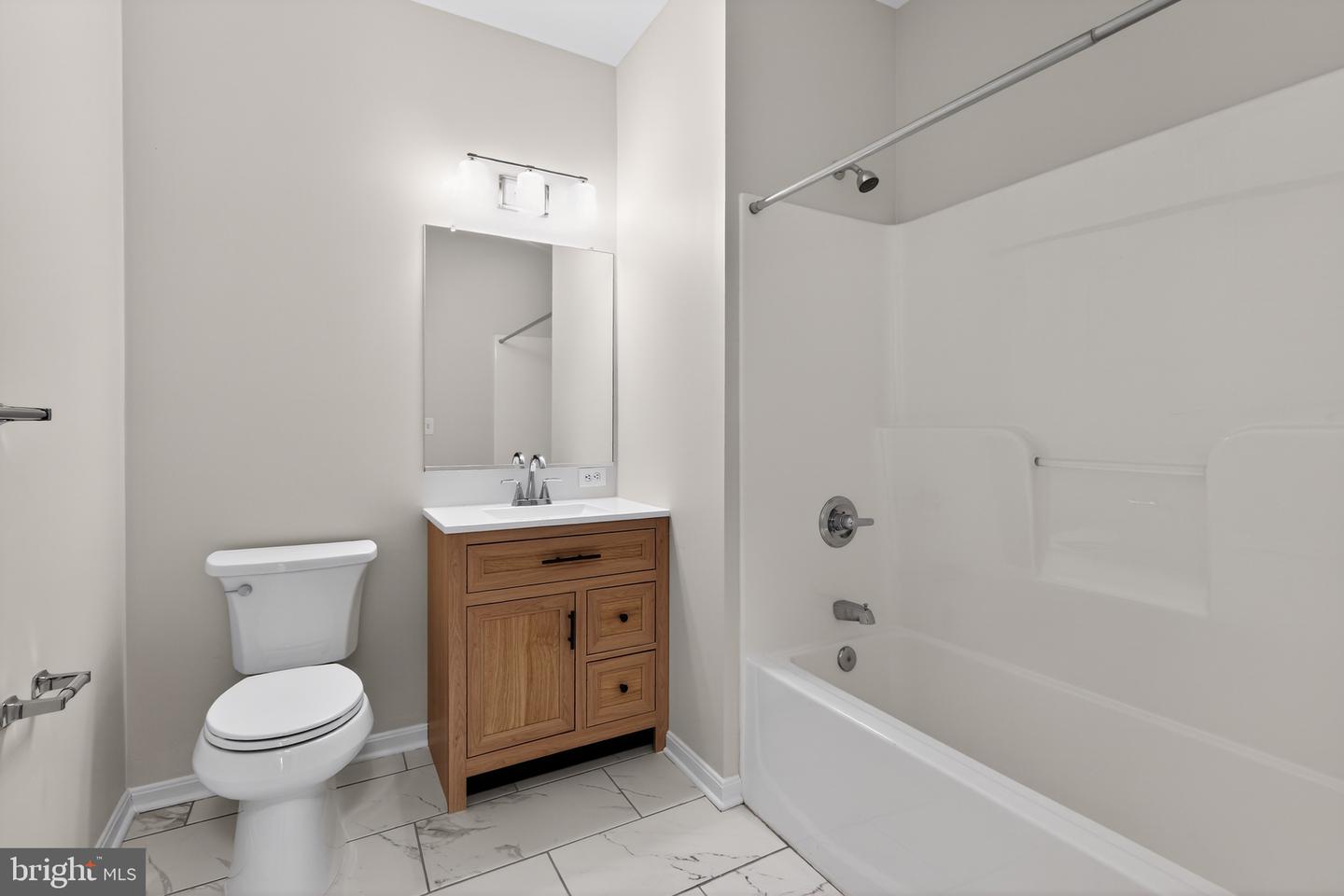 4103 Lydia Hollow Dr #b Property Photo 7