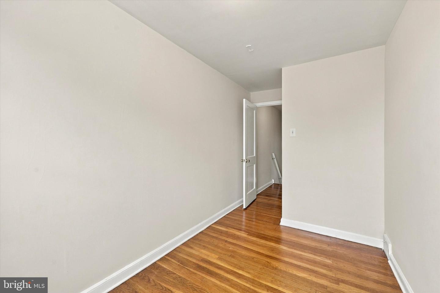 338 S Stratford Rd Property Photo 13