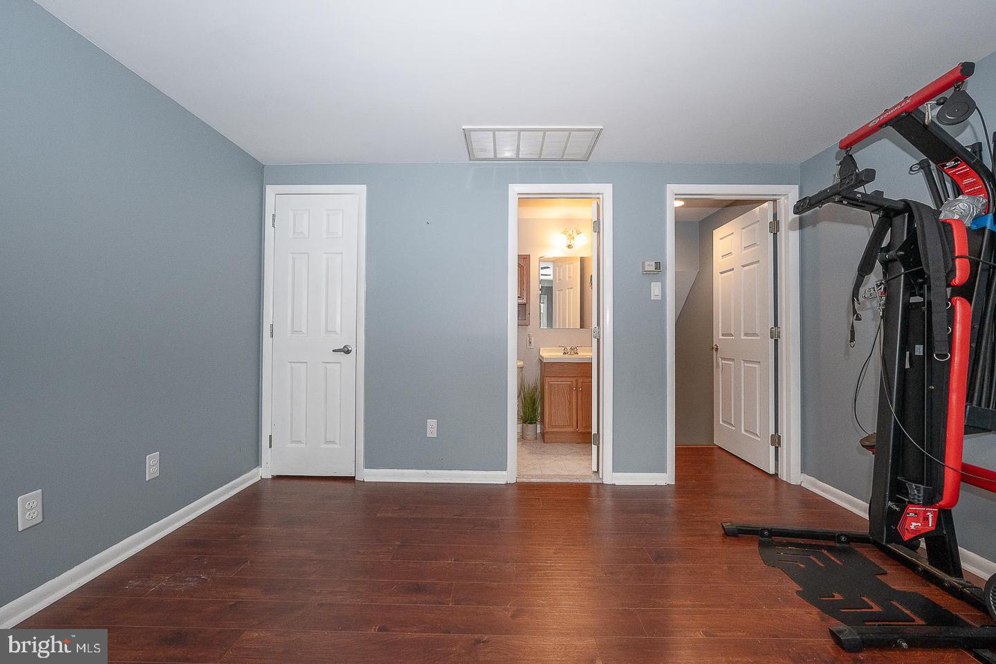 324 Warren Blvd Property Photo 54