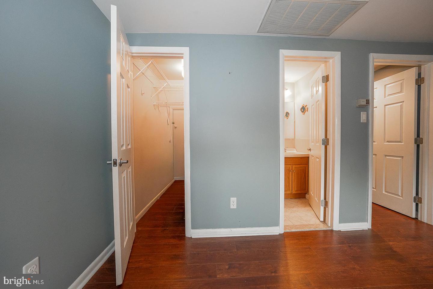 324 Warren Blvd Property Photo 55