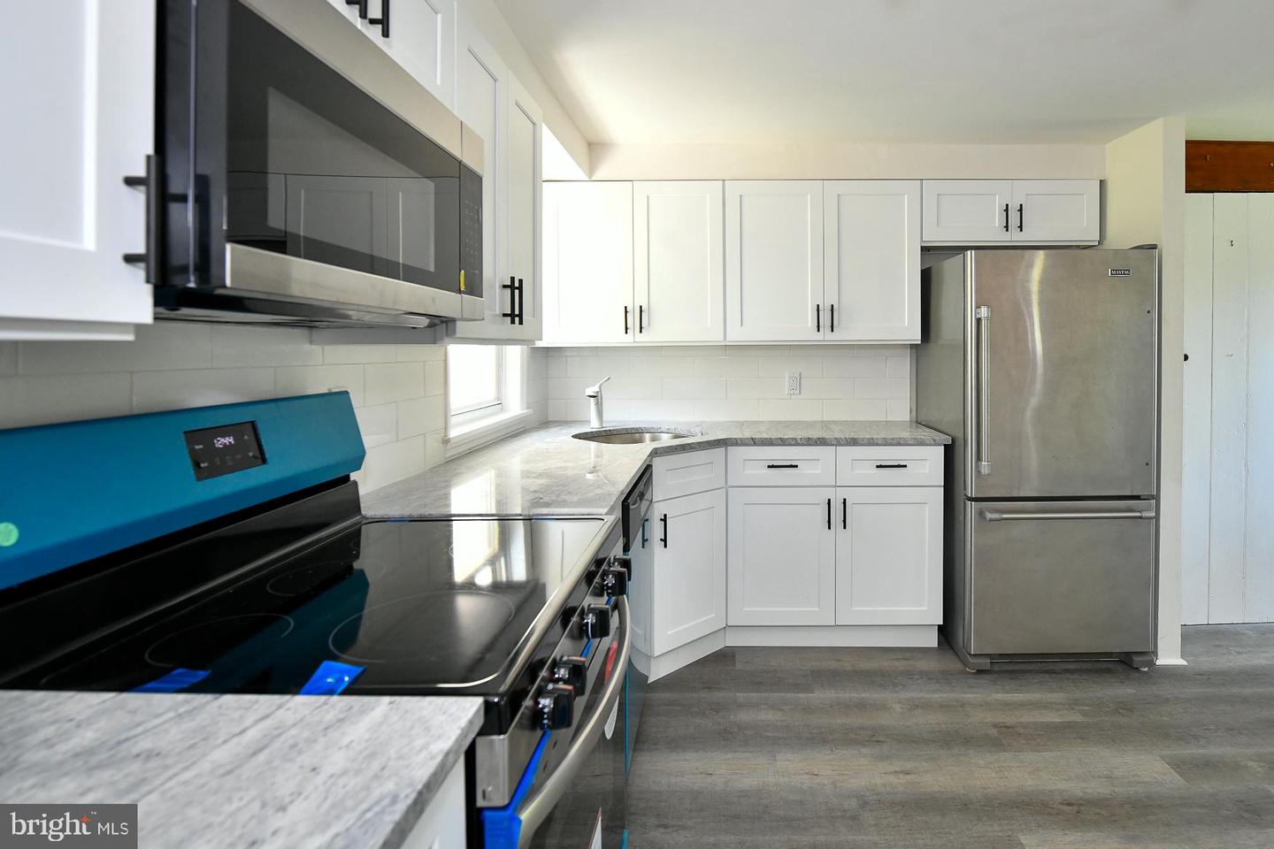 7 Helluva Hill Ln Property Photo 4