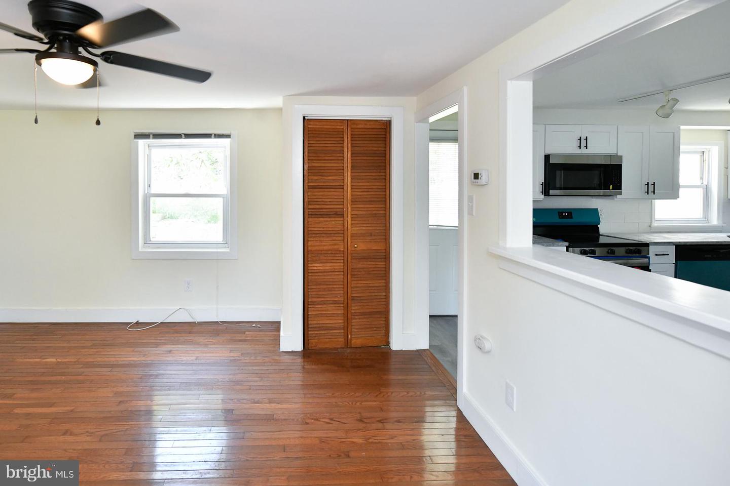 7 Helluva Hill Ln Property Photo 8