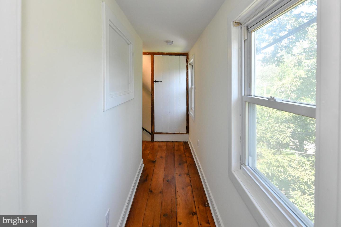7 Helluva Hill Ln Property Photo 9