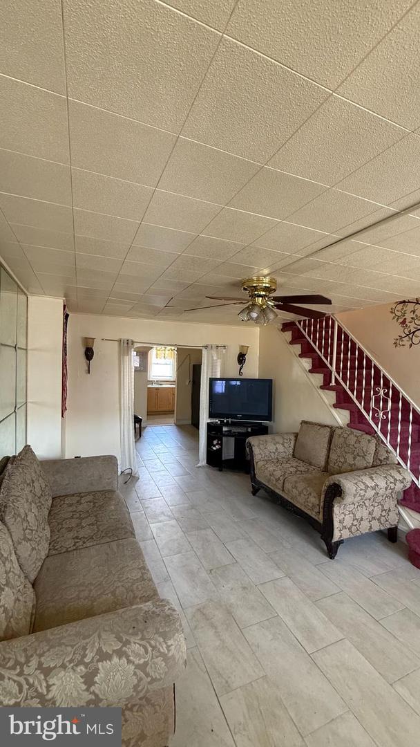 7123 Seaford Rd Property Photo 3