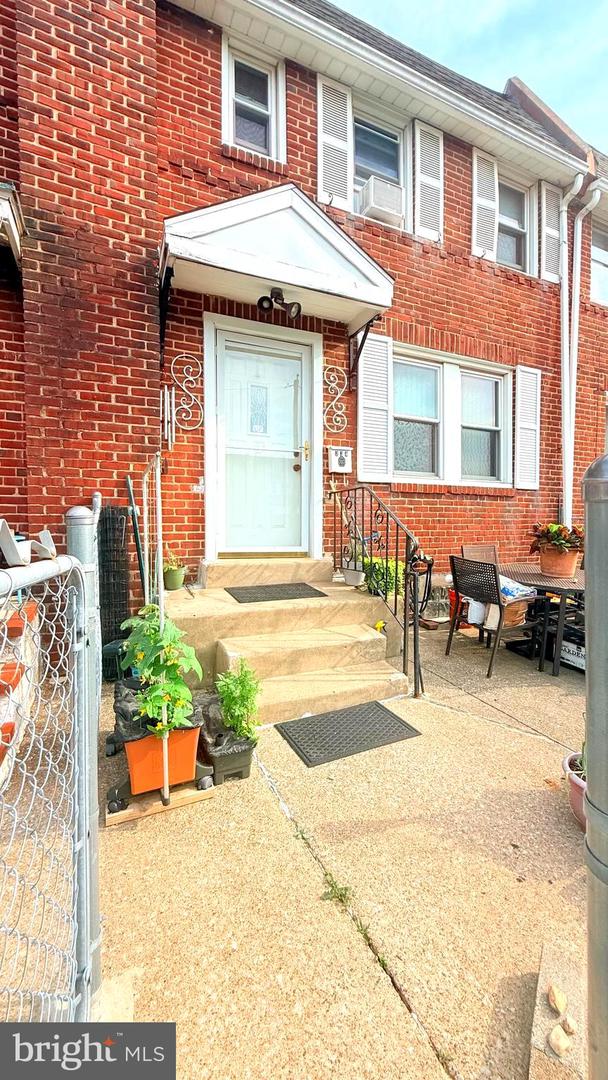 238 Wynnewood Ave Property Photo 8