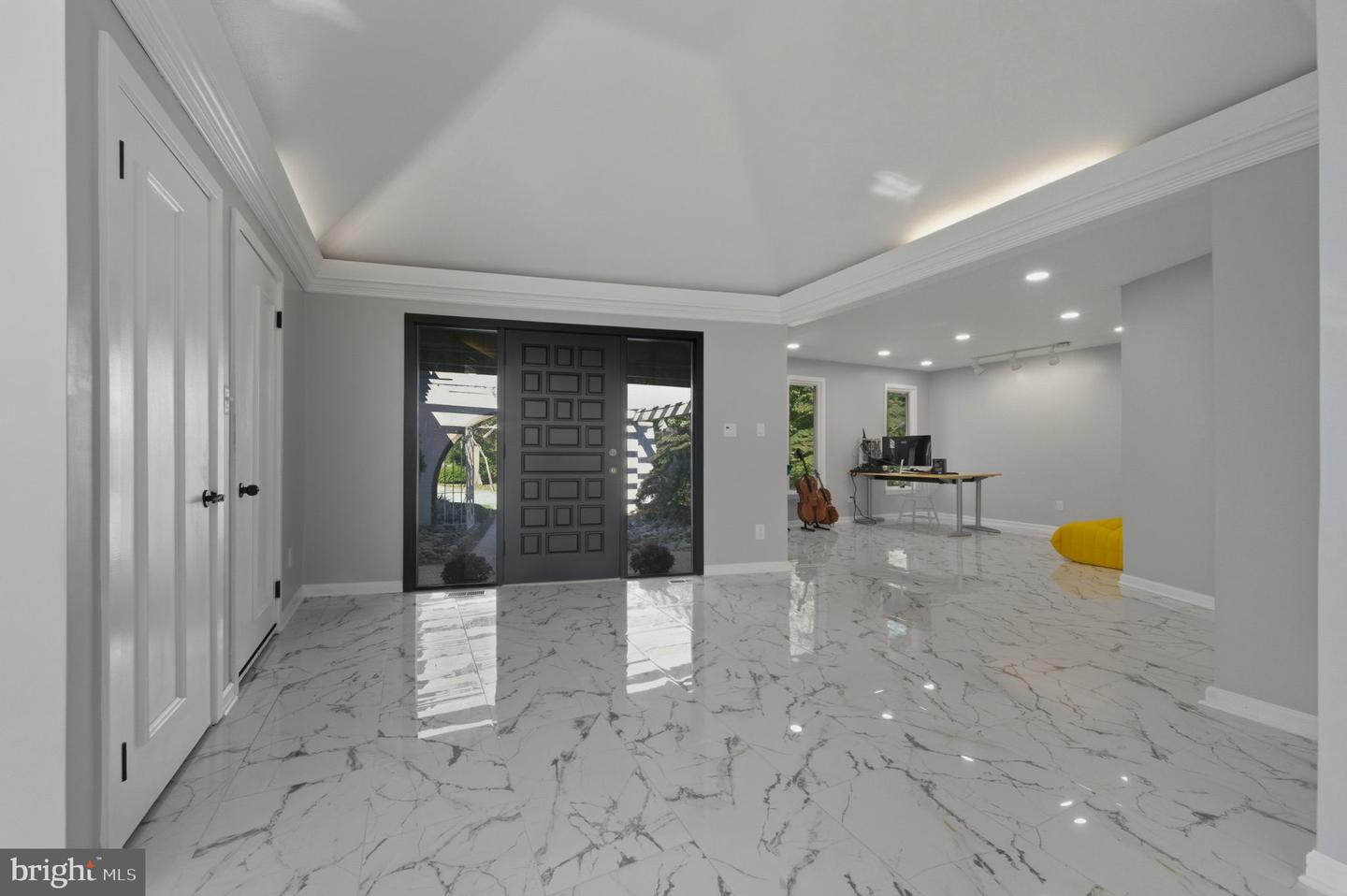 6 Southview Path Property Photo 18