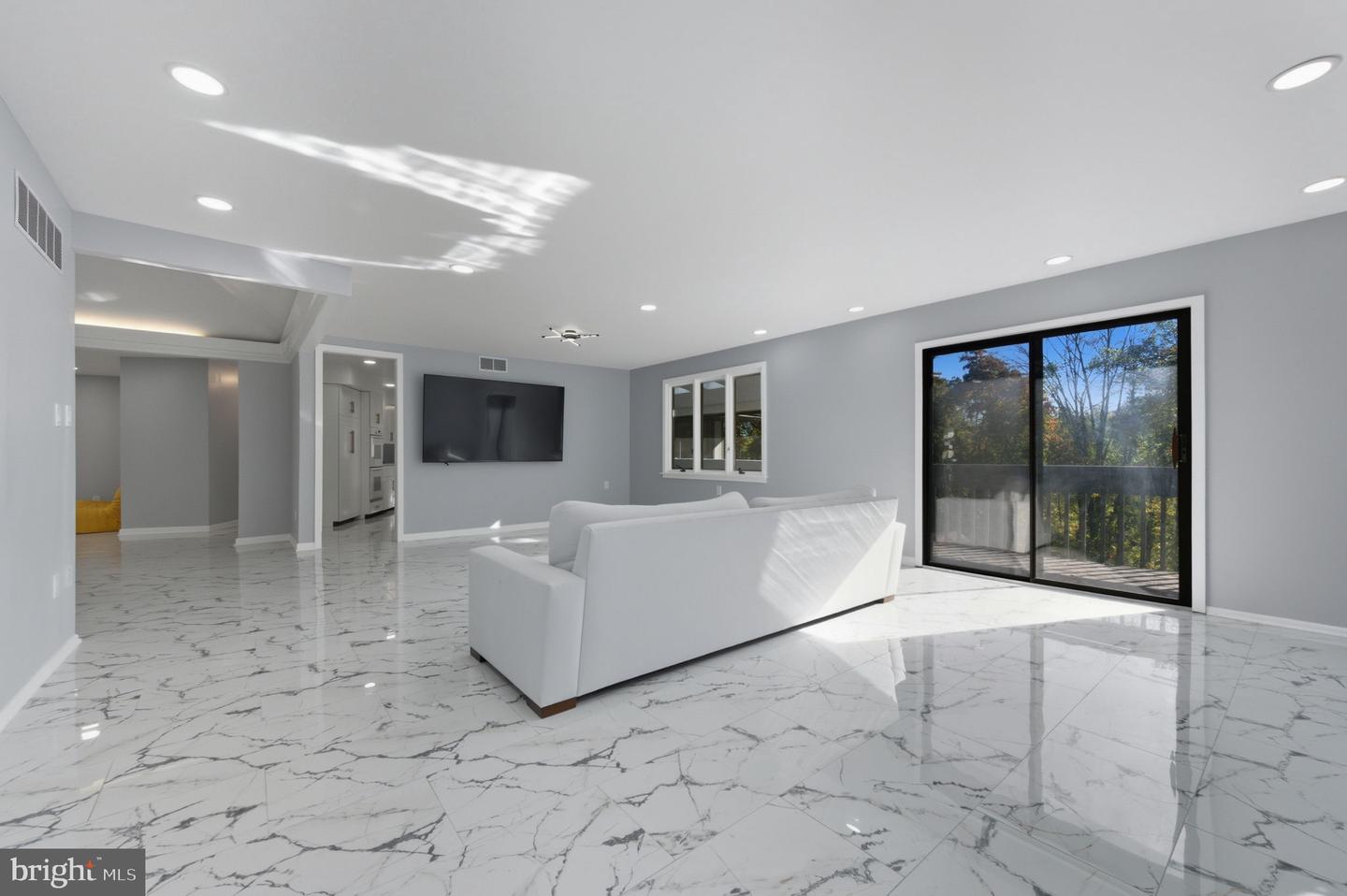 6 Southview Path Property Photo 26