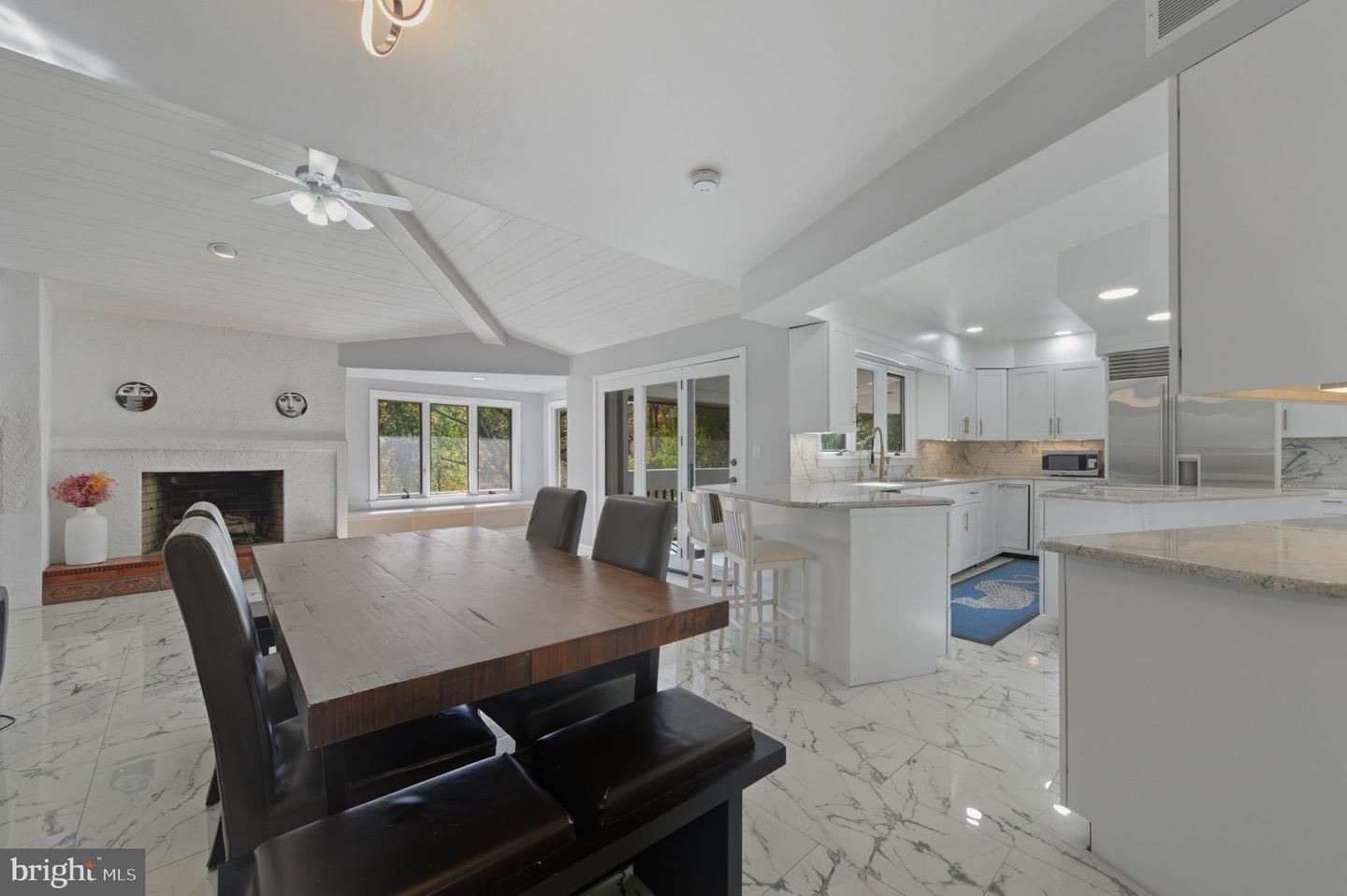 6 Southview Path Property Photo 36