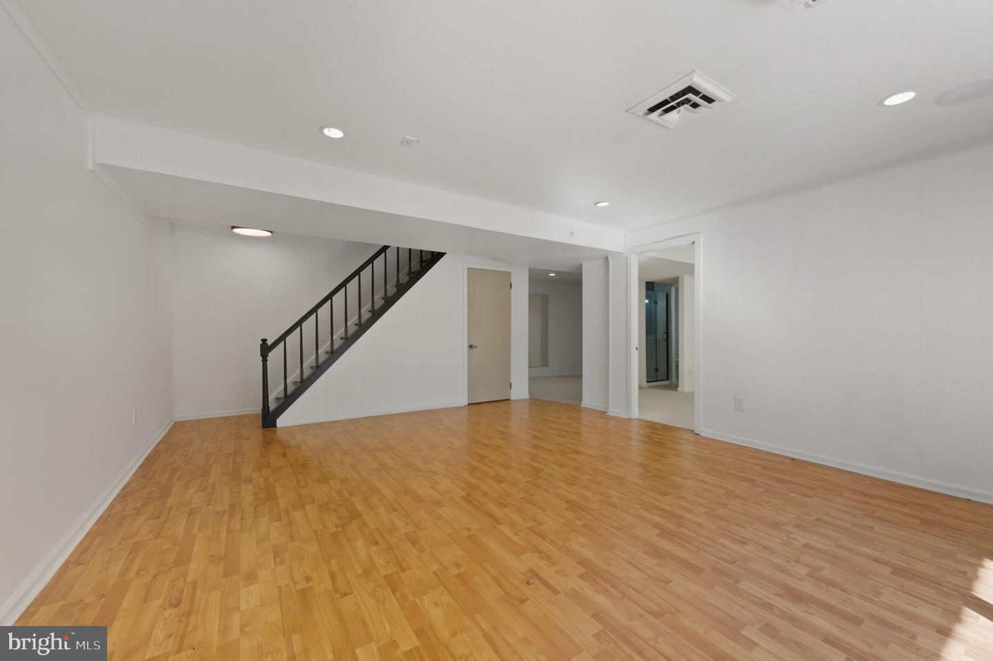 6 Southview Path Property Photo 58