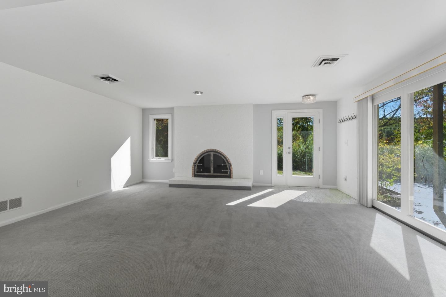 6 Southview Path Property Photo 74