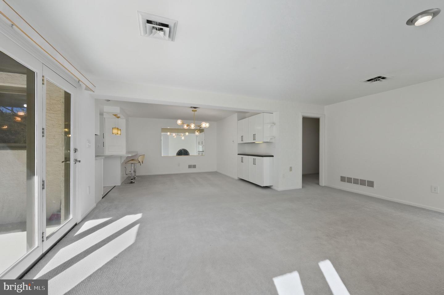 6 Southview Path Property Photo 75