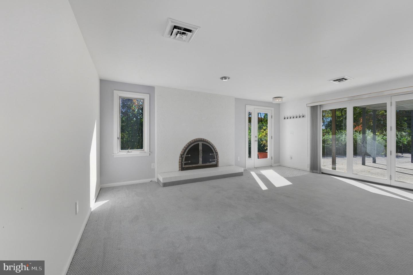 6 Southview Path Property Photo 76