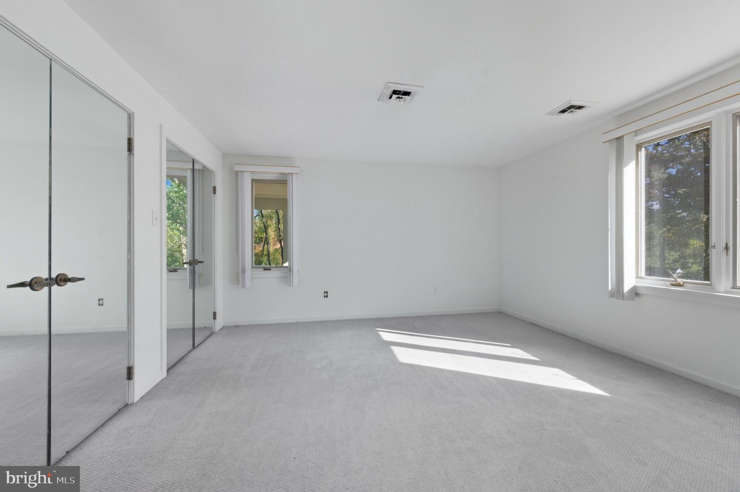 6 Southview Path Property Photo 80