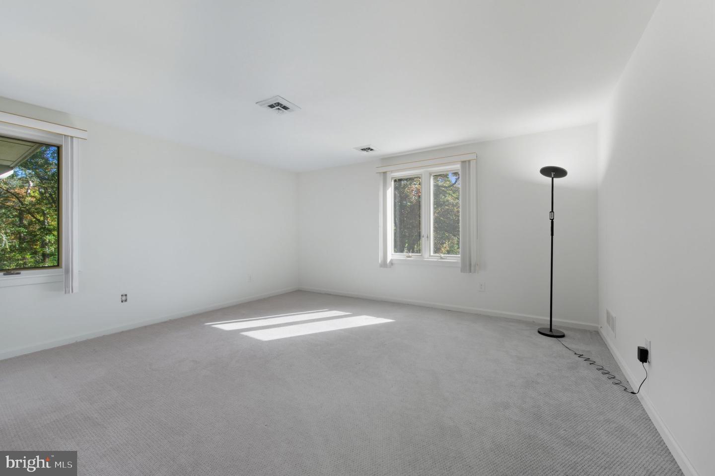 6 Southview Path Property Photo 81