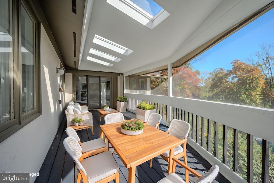 6 Southview Path Property Photo 84