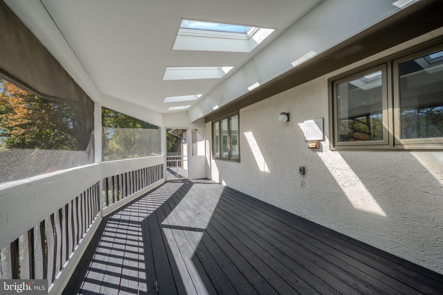 6 Southview Path Property Photo 85