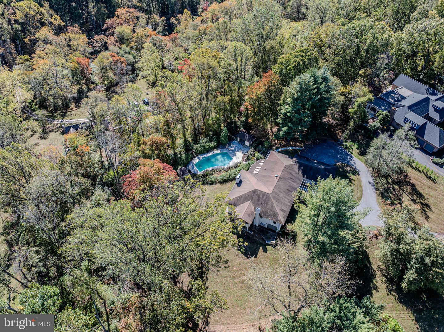 6 Southview Path Property Photo 98