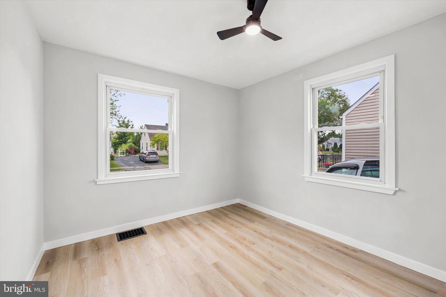 25 N Martin Ln Property Photo 17