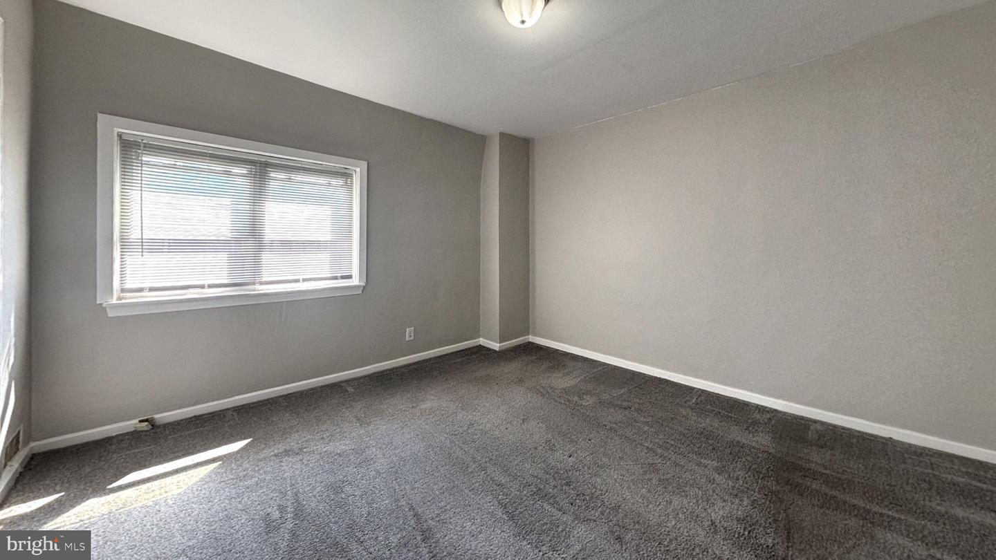 242 Margate Rd Property Photo 6