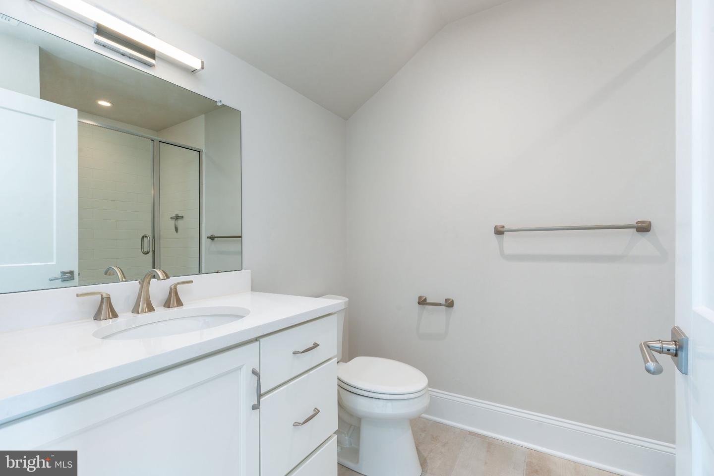 206 N Aberdeen Ave #d Property Photo 22
