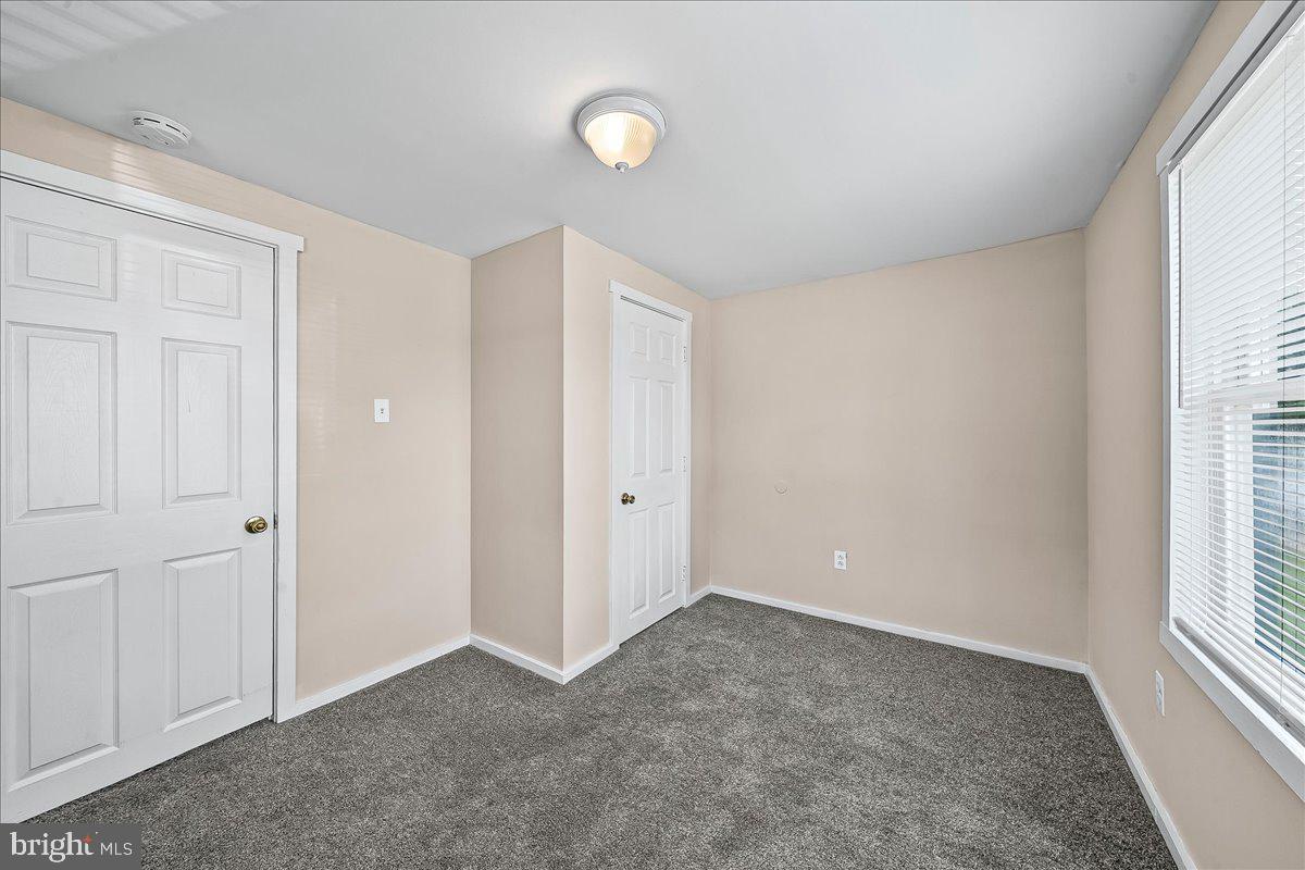 1242 Chestnut St Property Photo 11