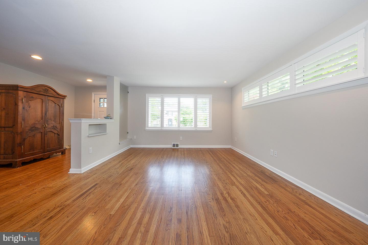 20 Fairview Rd Property Photo 7