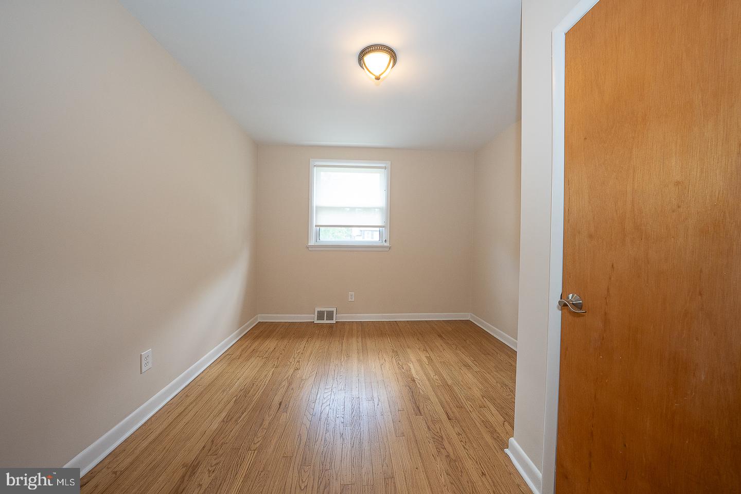 20 Fairview Rd Property Photo 20