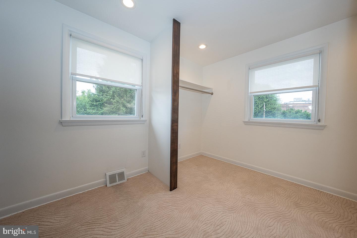 20 Fairview Rd Property Photo 28
