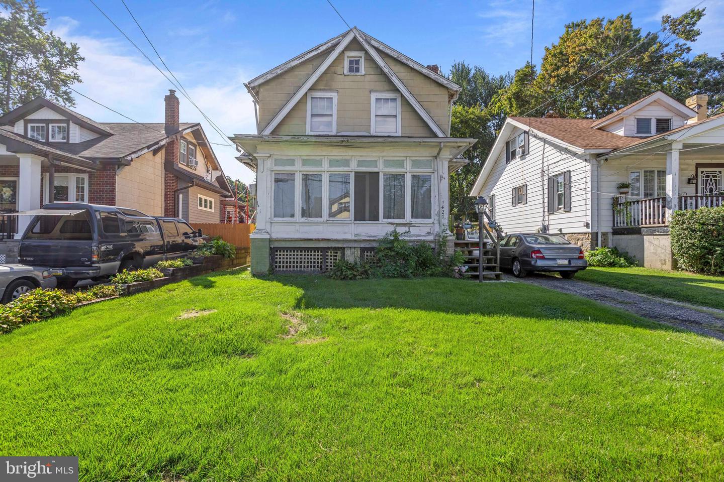 1427 Elmwood Ave Property Photo 1