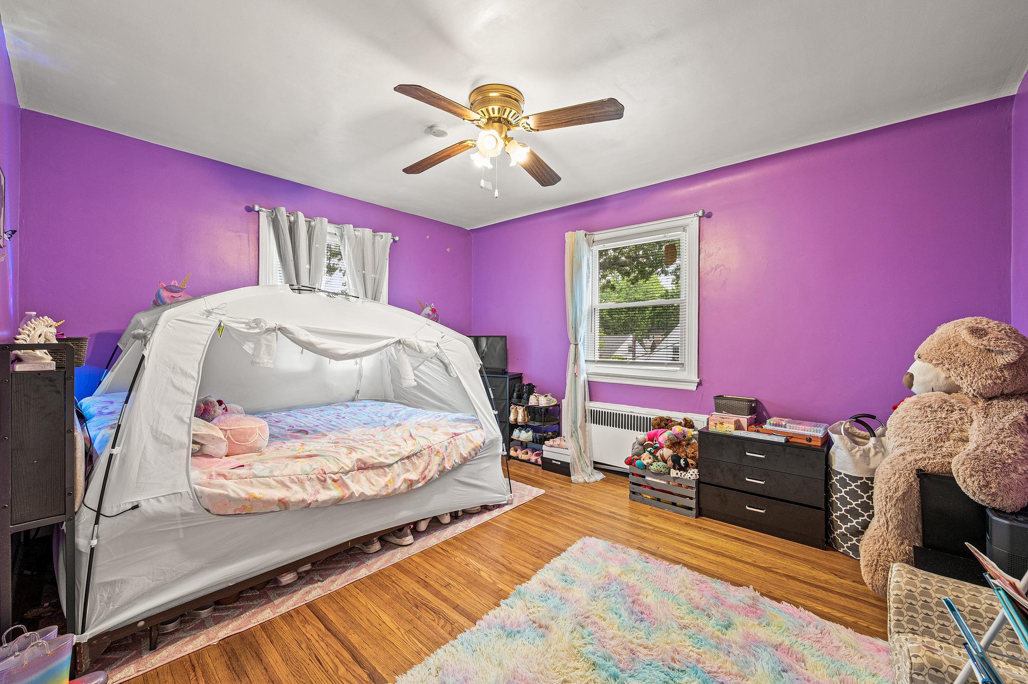 204 N Woodlawn Ave Property Photo 15