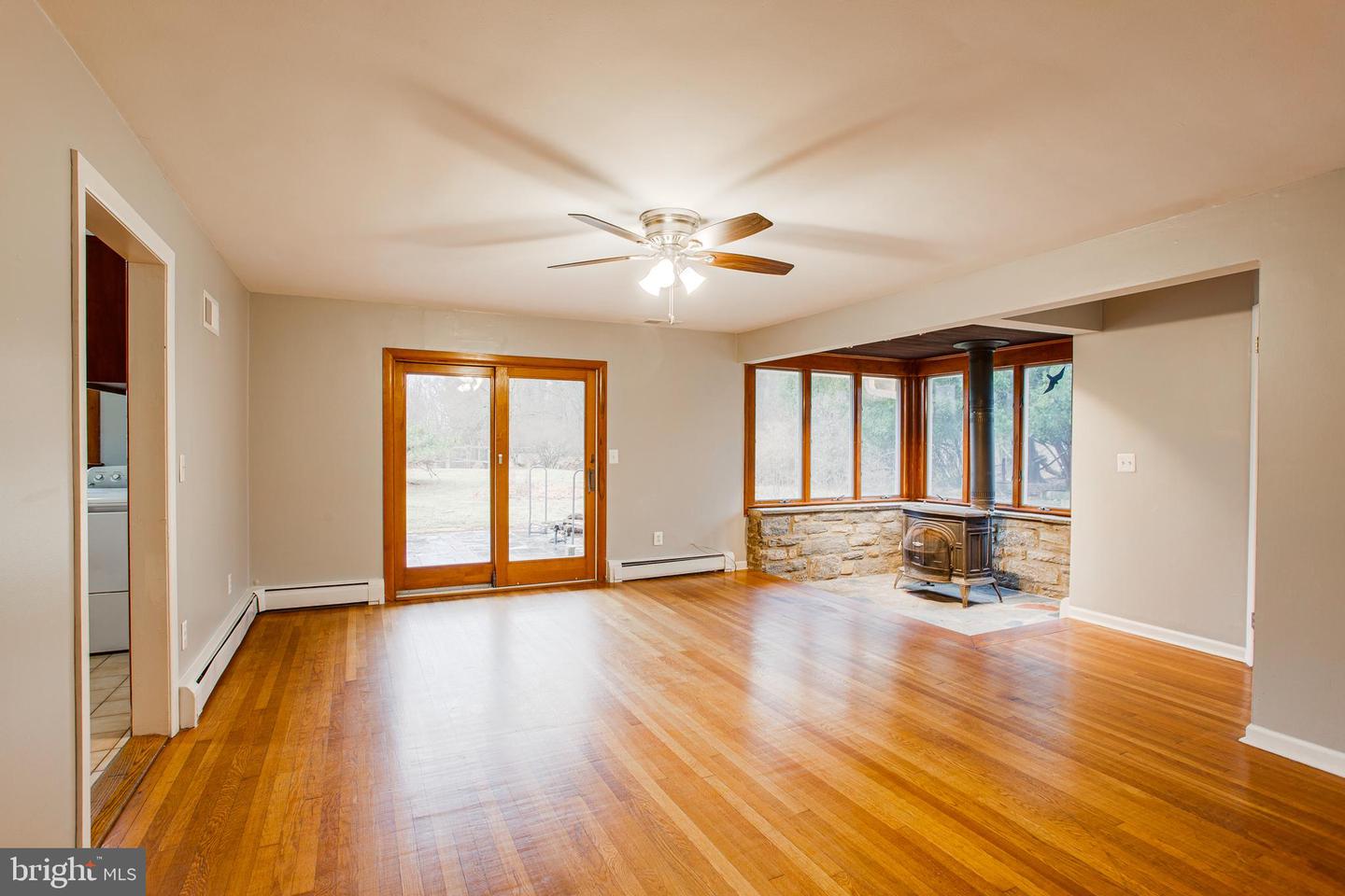 937 Palmers Mill Rd Property Photo 13