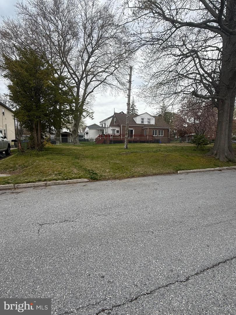 301 Taylor Ave Property Photo 5